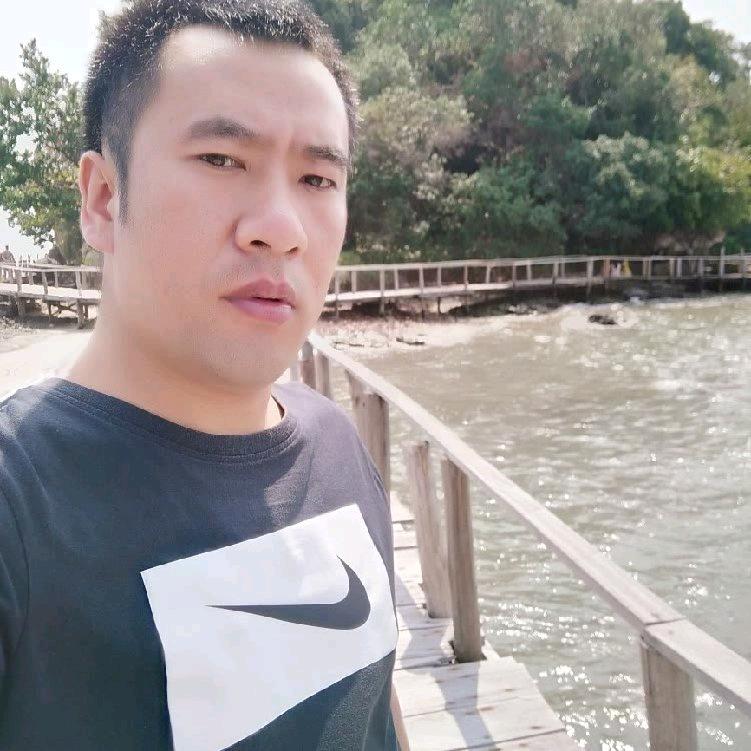 AA招聘小罗
