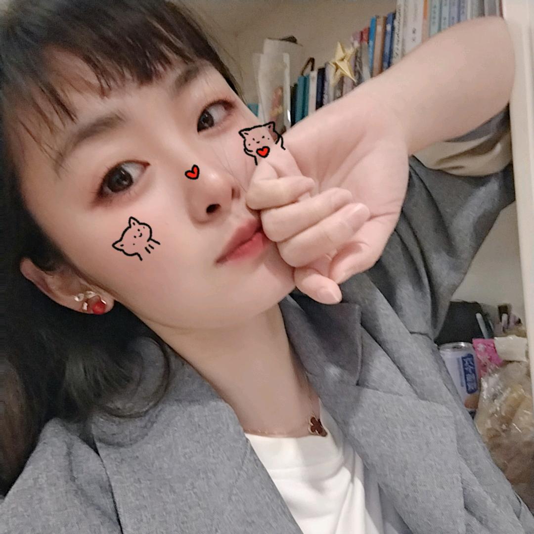 是施施不是诗诗