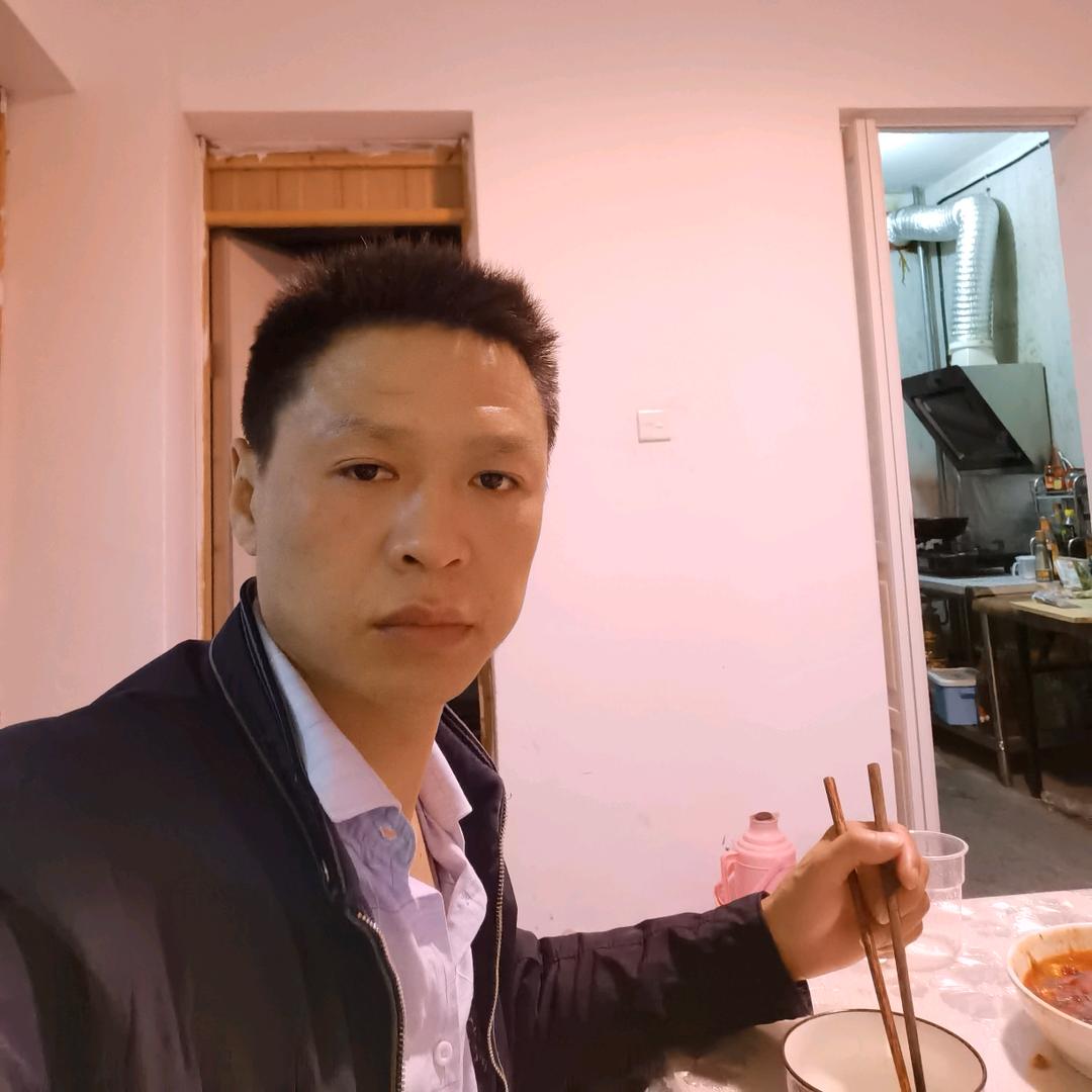 杯中烈酒໌ᮨ