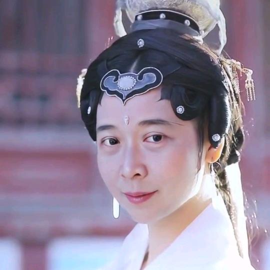 李秀芬