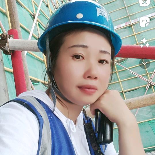 湖南湘妹子在深圳《塔吊指挥》