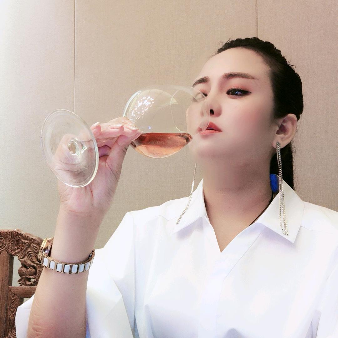 美妞妞