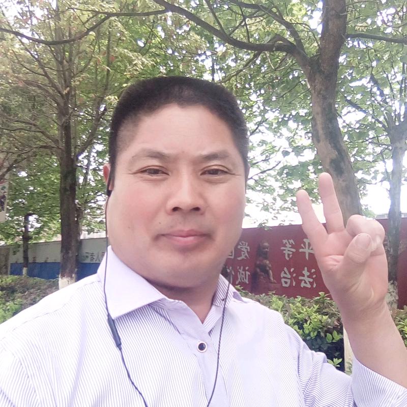 我爱身边的每一个人
