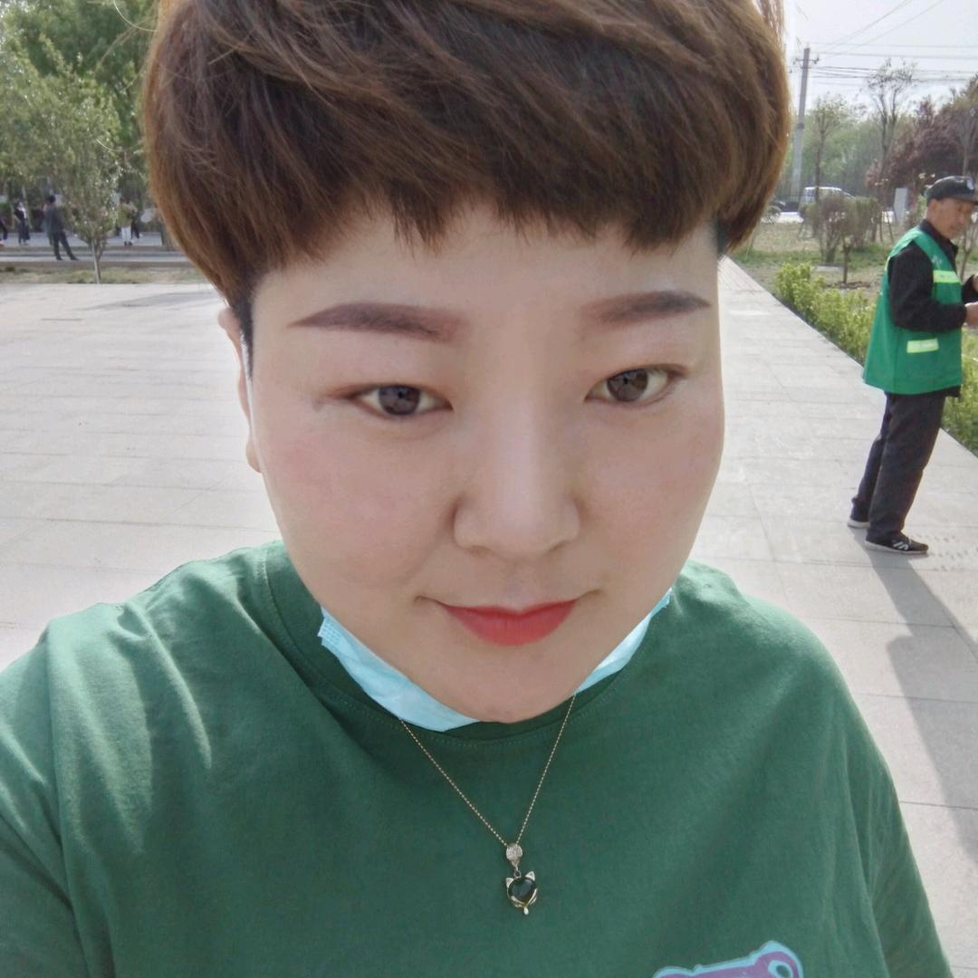 农村大娘