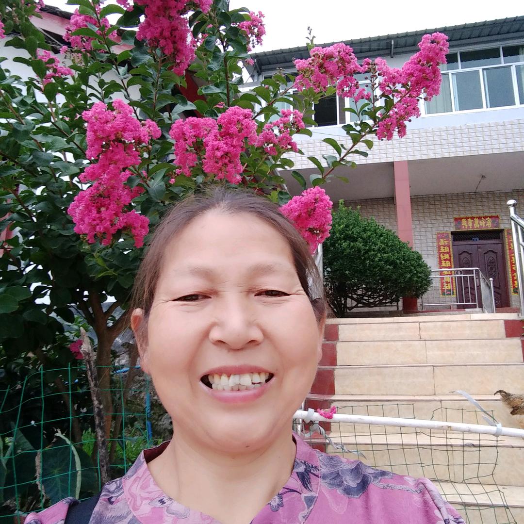 悠悠们开开心心，快快乐乐。感谢朋友对我的