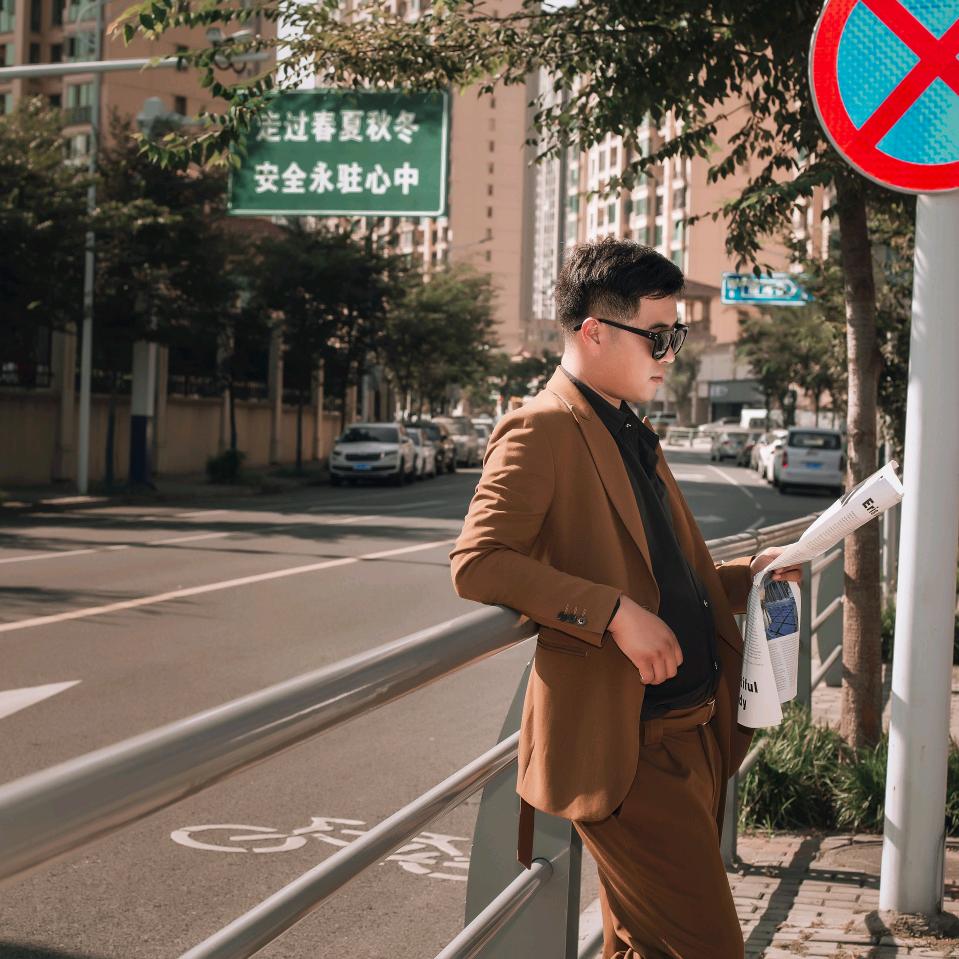 A小石挖机电路空调维修