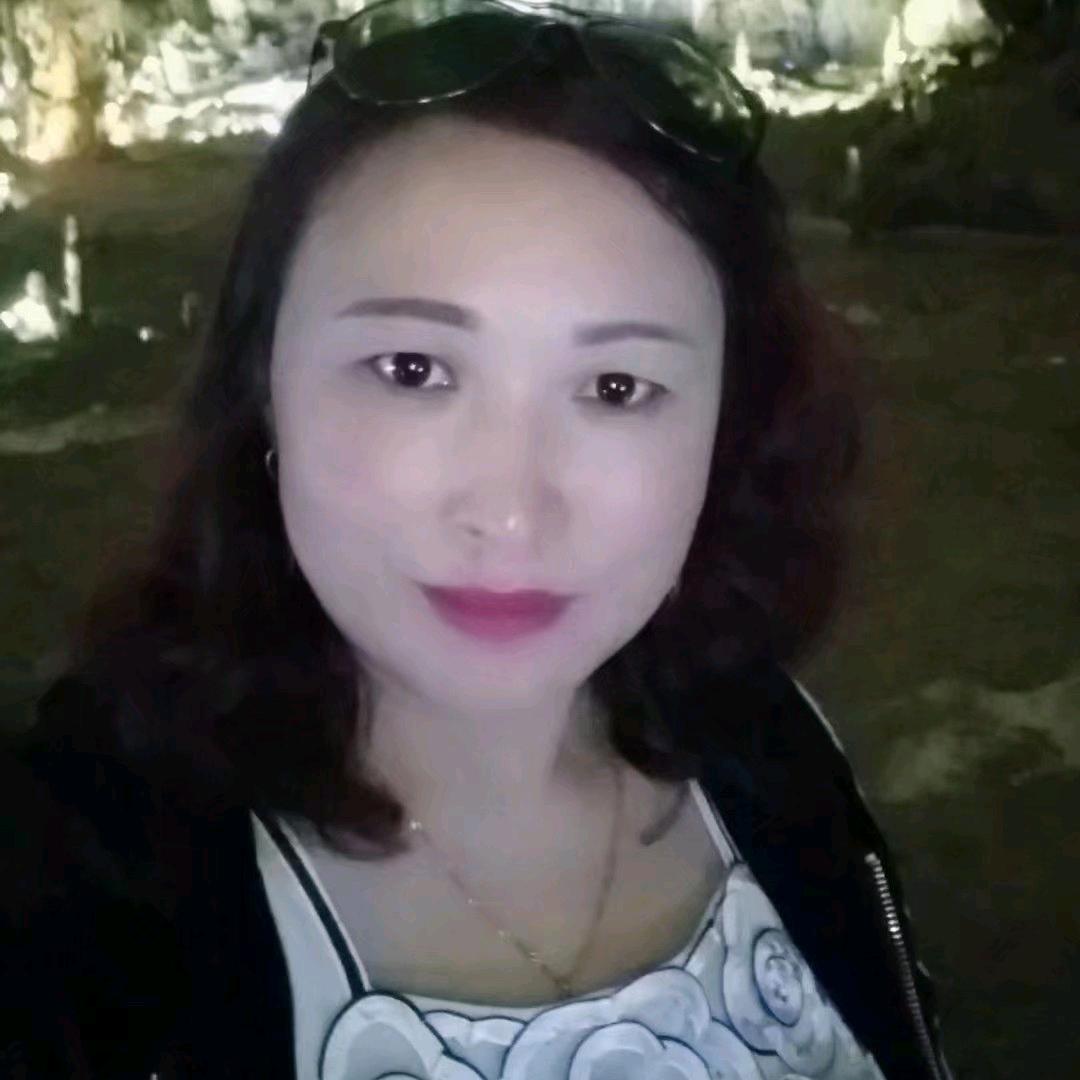 大方馨垚花卉店