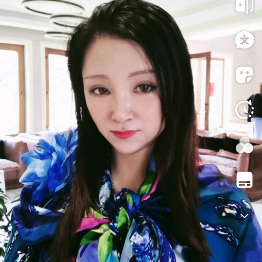 开心姐姐（晚上10点10分开播）