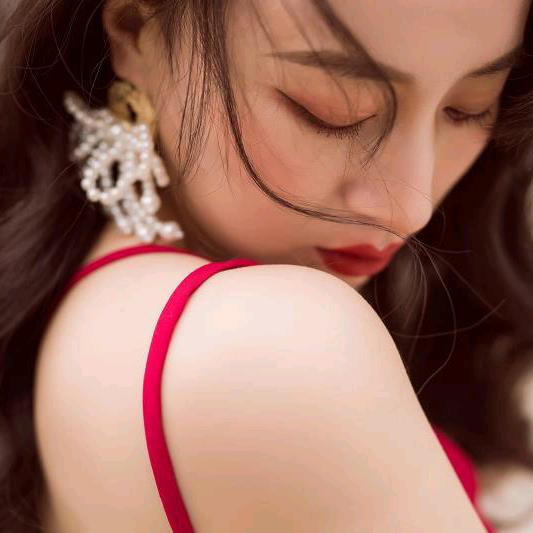 妮🉑吃🍓