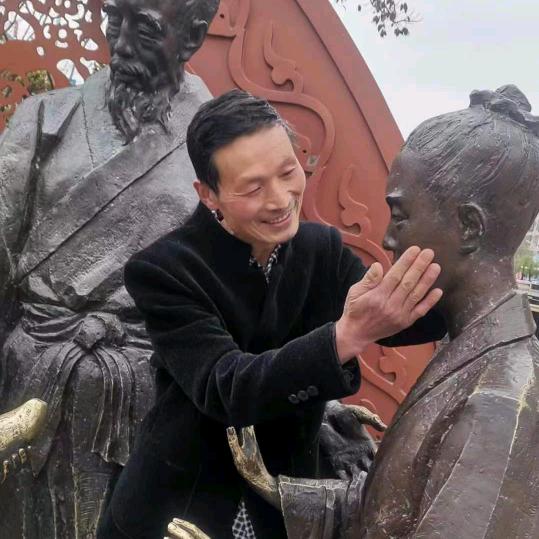 近朱者赤$朱先堂