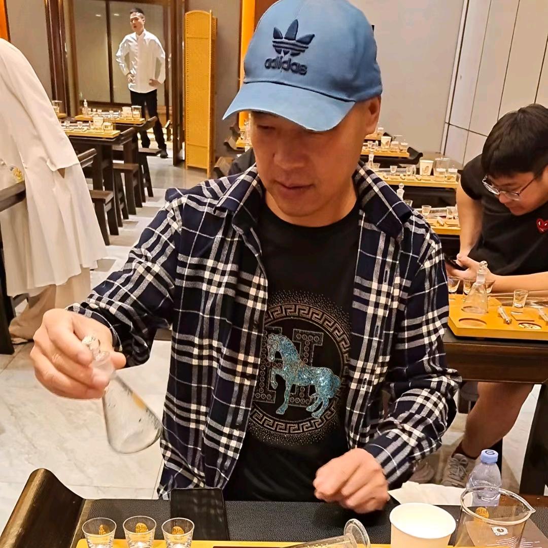 义乌酒哥
