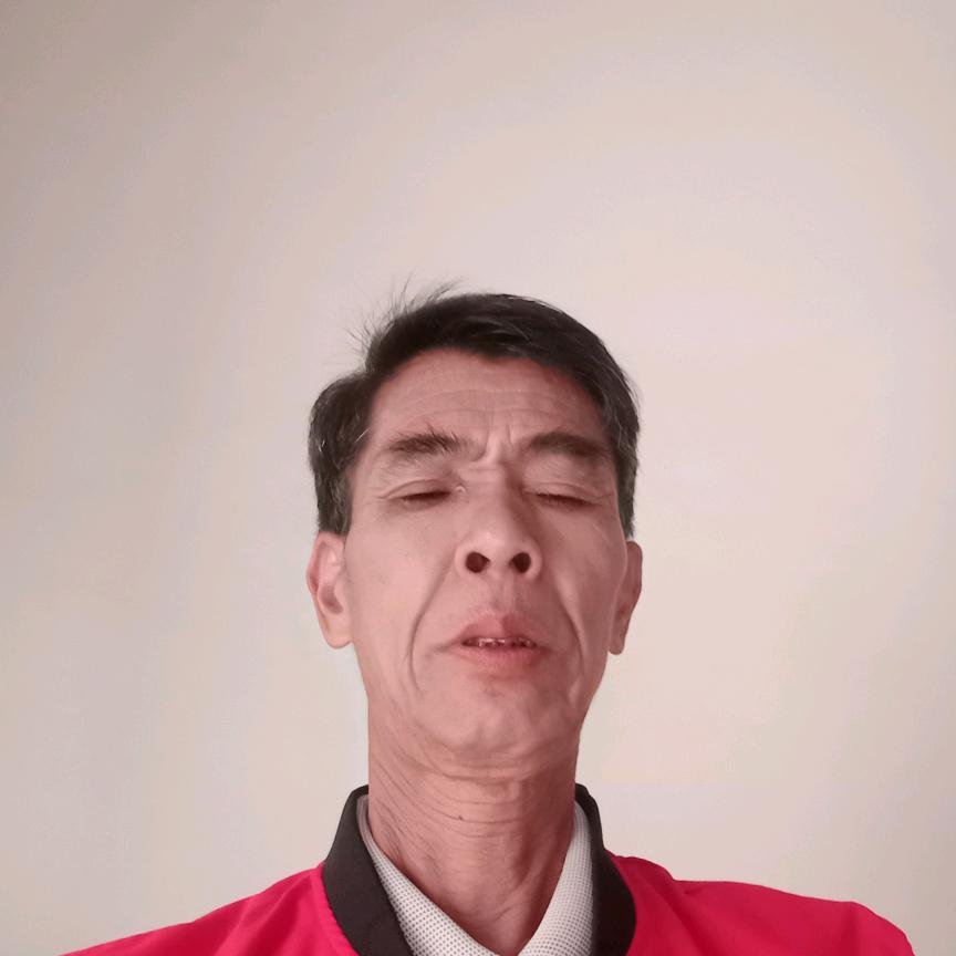罗启