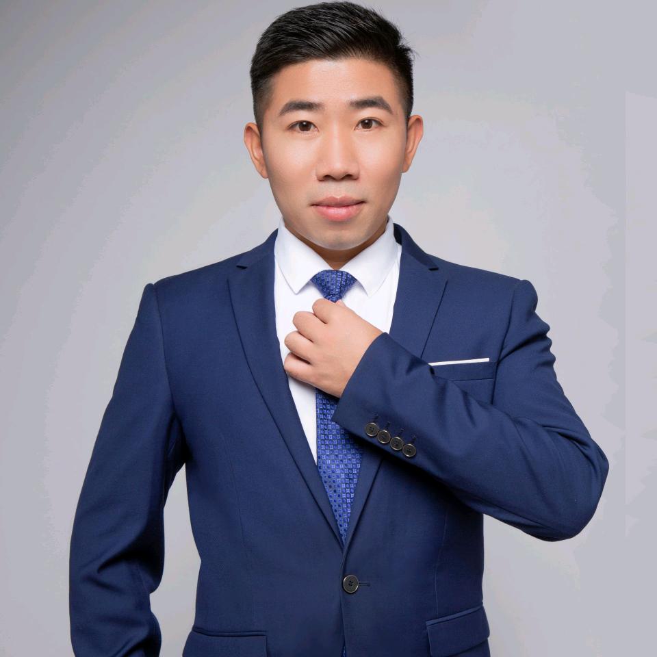 普拉达健身——黄维