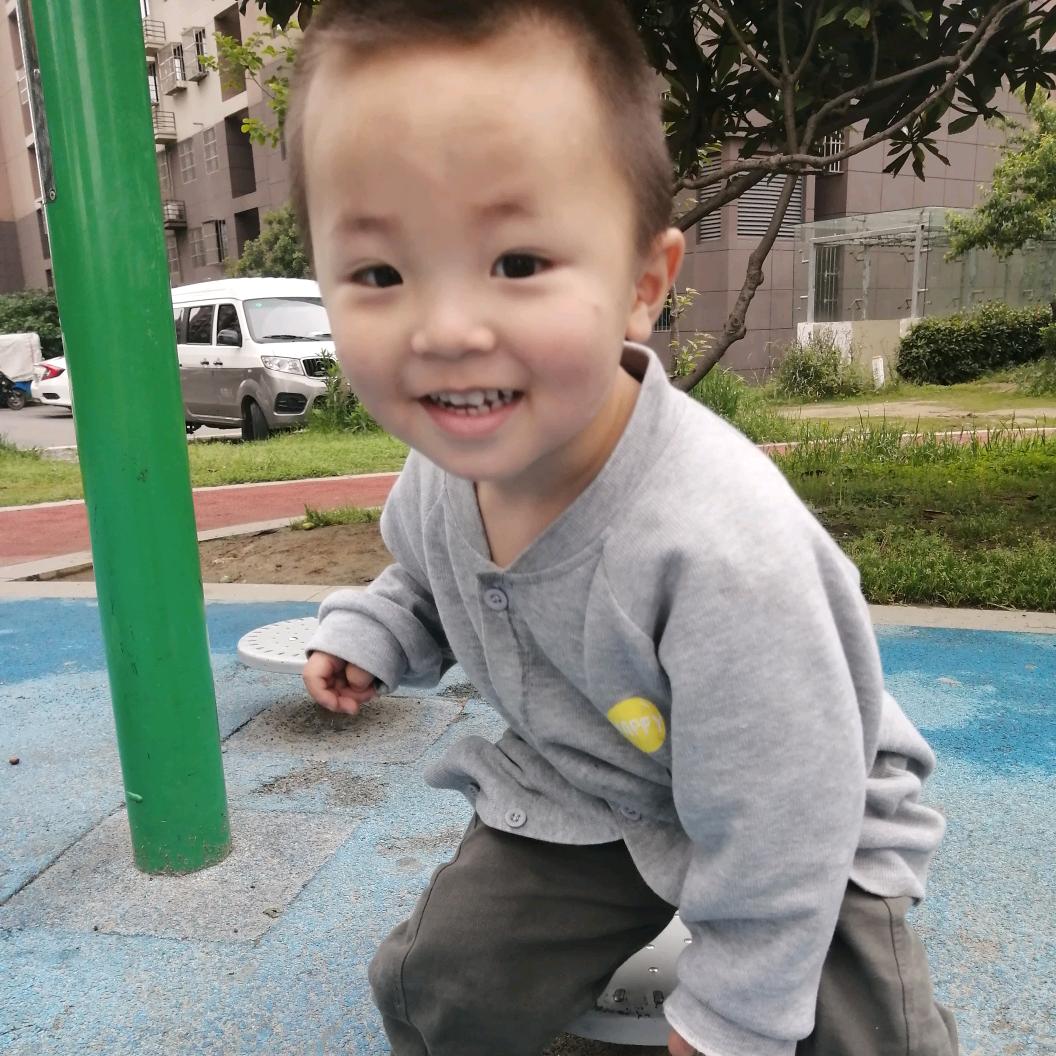 丫头有苦难说