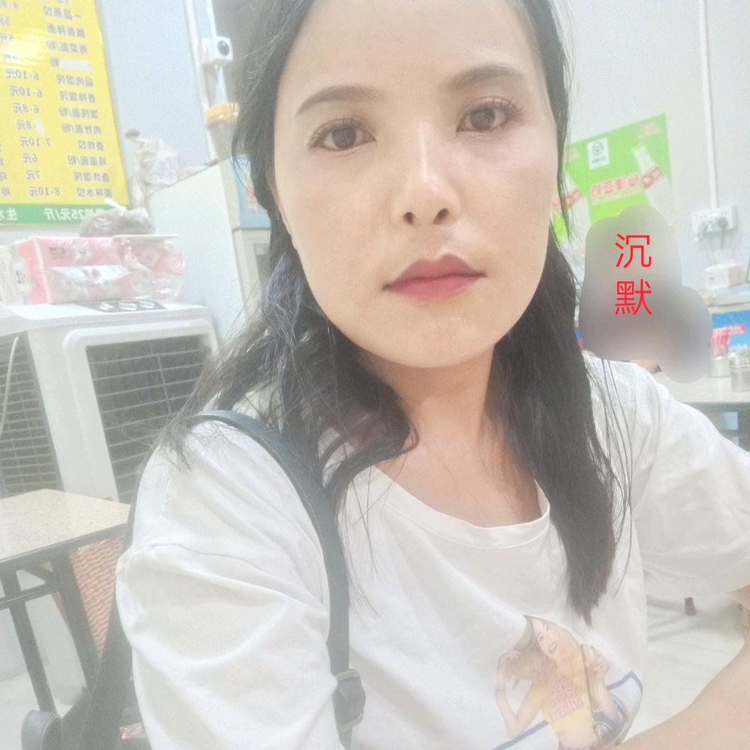 丰     色