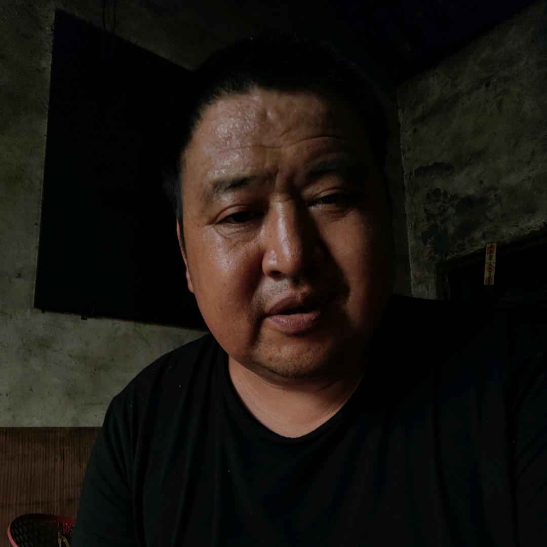 忘穿爱唱山歌