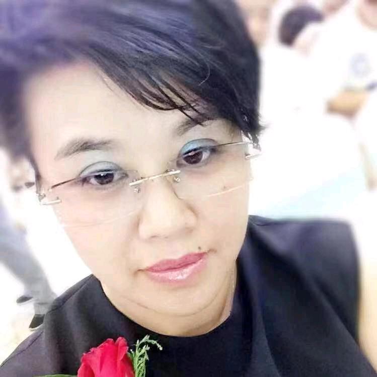 后来有千日，谁与共平生