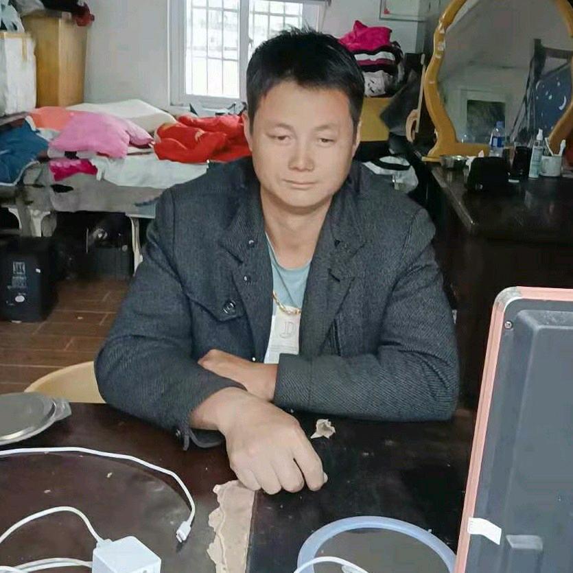 陈笑飞