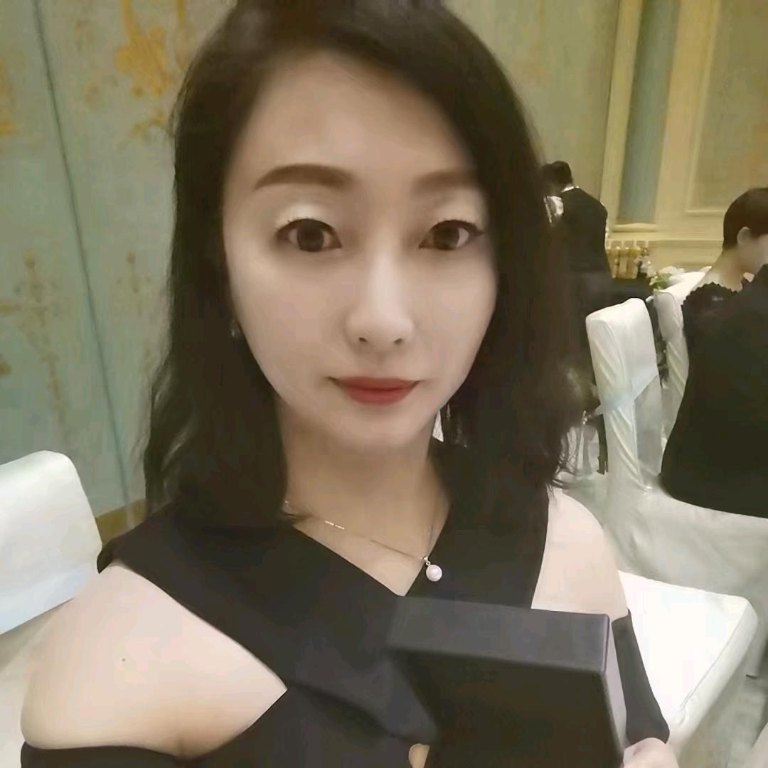 天津市蓟州区梓伊化妆品店