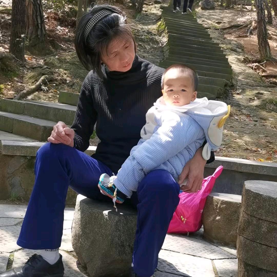 开心奶奶