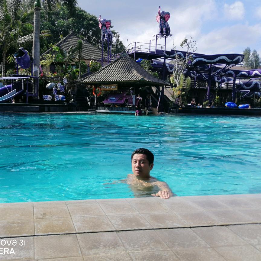 比刘德华年轻23岁