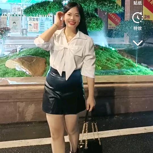 初见٩(๛ ˘ ³˘)۶♥