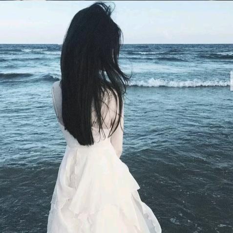 小萱.
