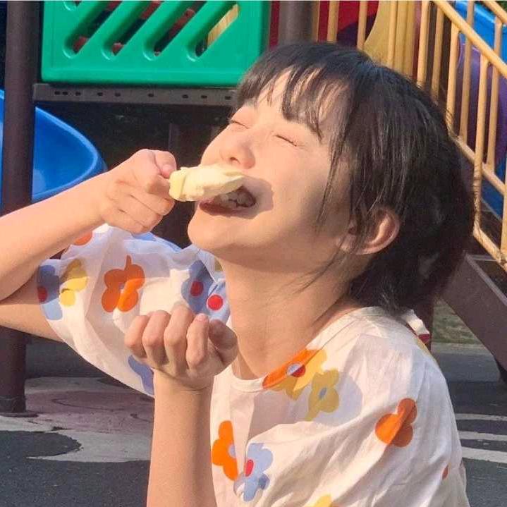 小时不识月☁️