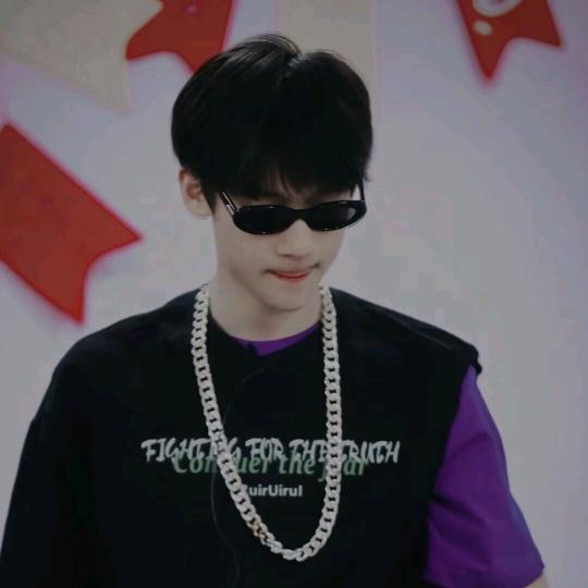 陈。