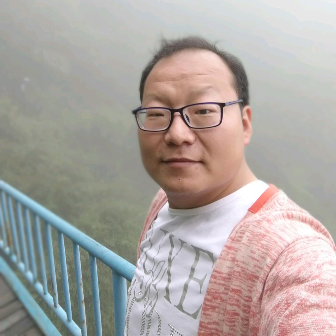 踏马而行