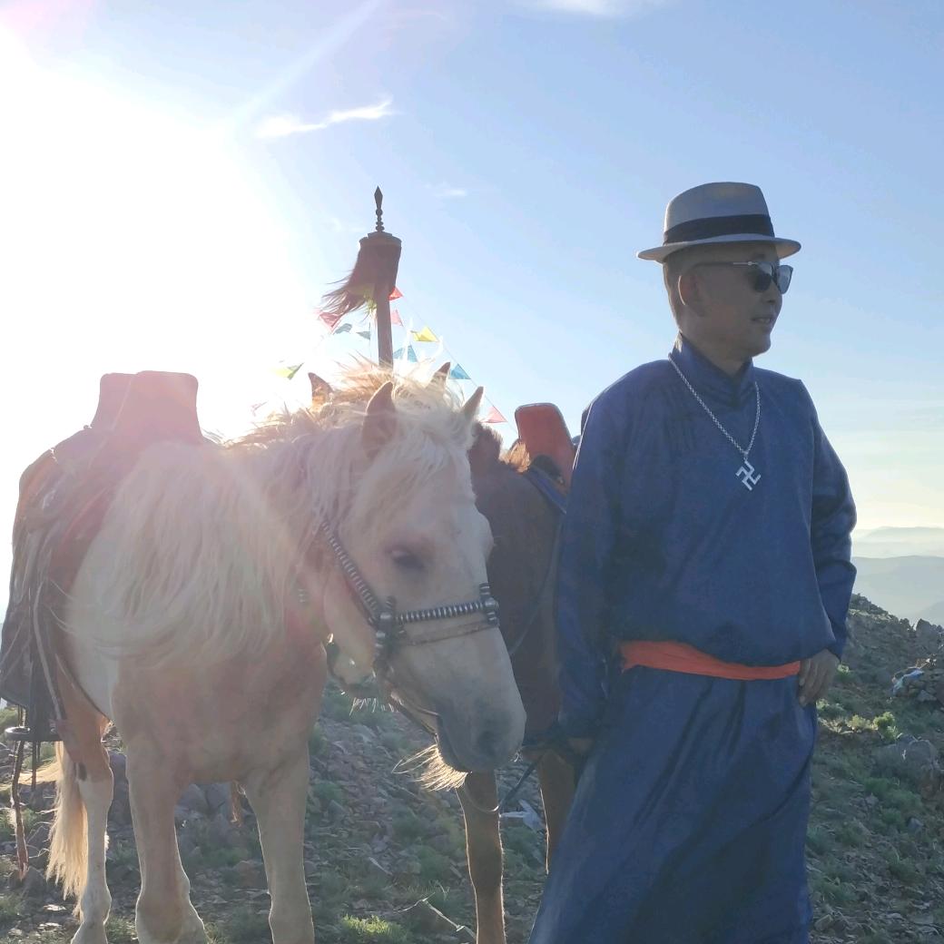 鲁