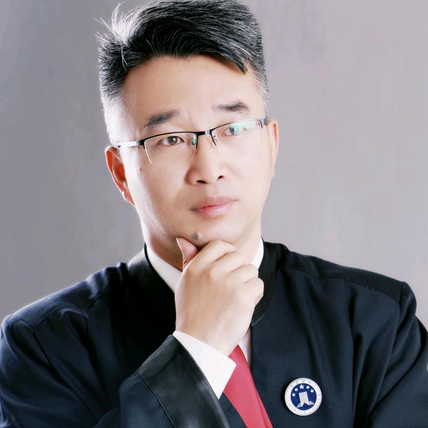 杨传章律师