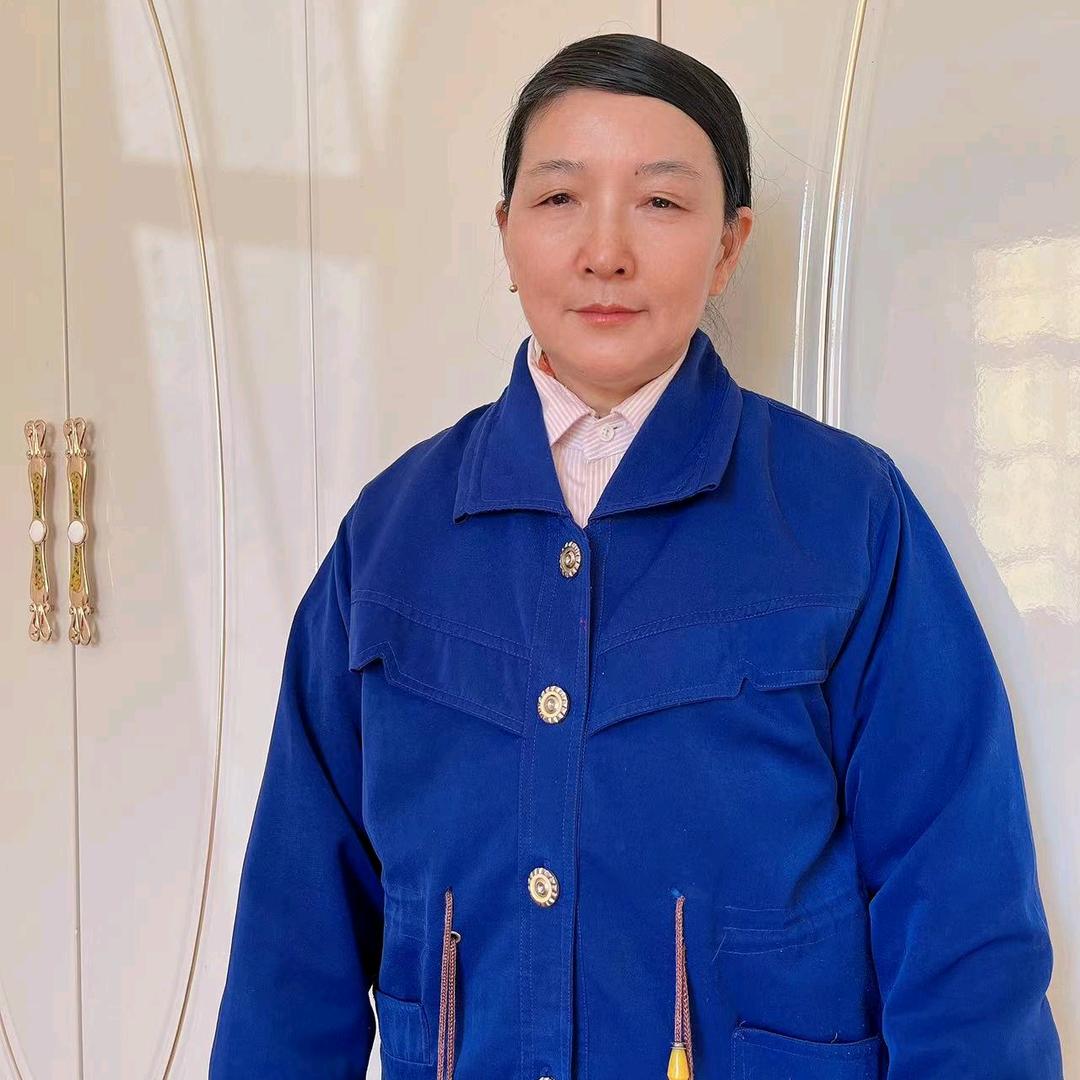 梁兰....