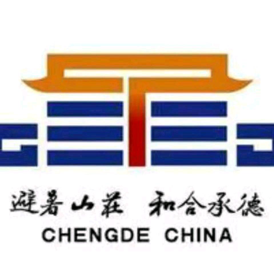 冷眼看山庄