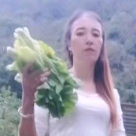 王家三千金