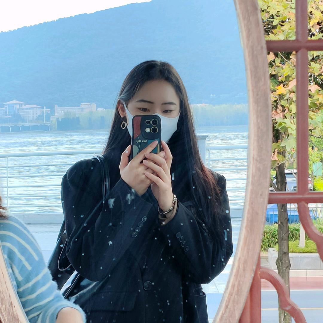 小小李ye