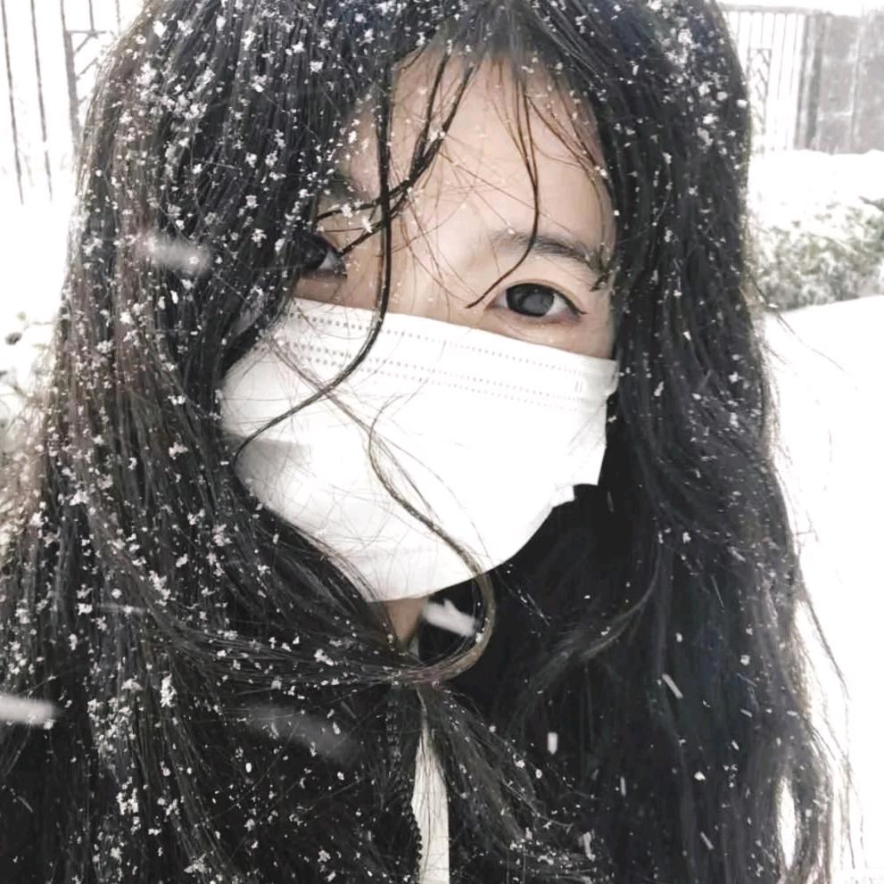 莉莉女士✔