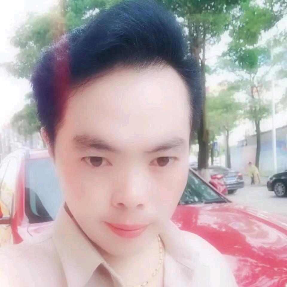 诚信装饰黄总