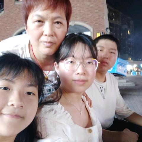 我是陈三妹，更是三个孩子的妈