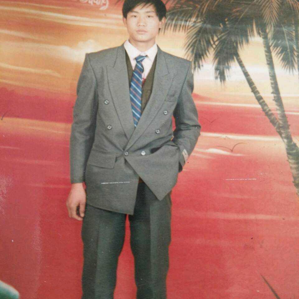 莺歌燕舞