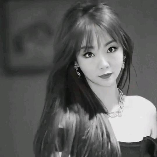 ꧁管小姐很可爱꧂