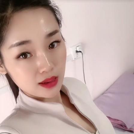 爱跑步的小花🏃