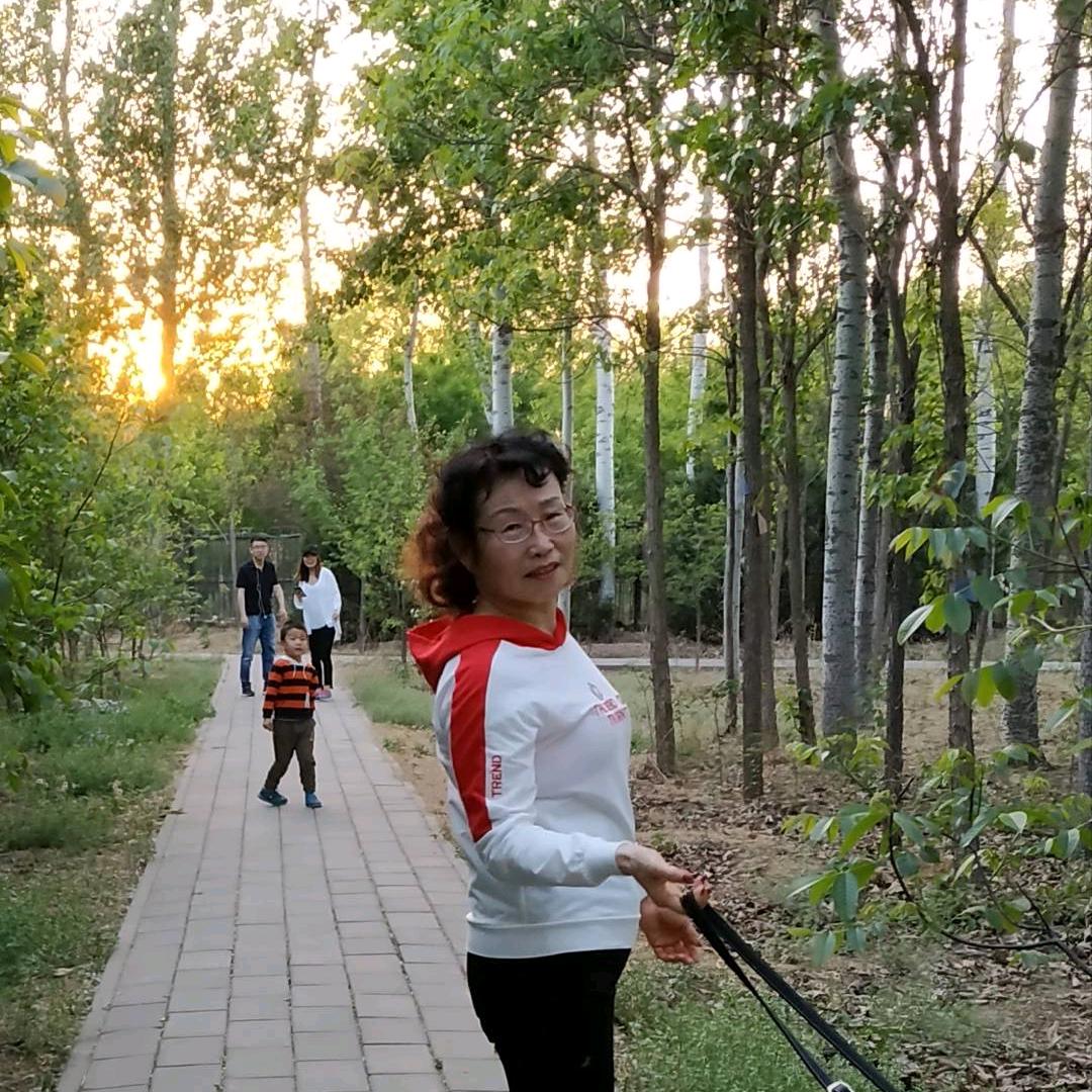 小胖智选无人杂货铺