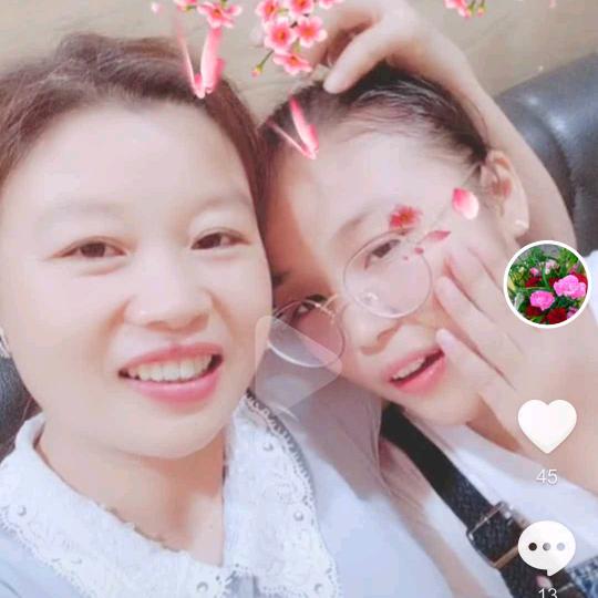 喜爱对口型的我。