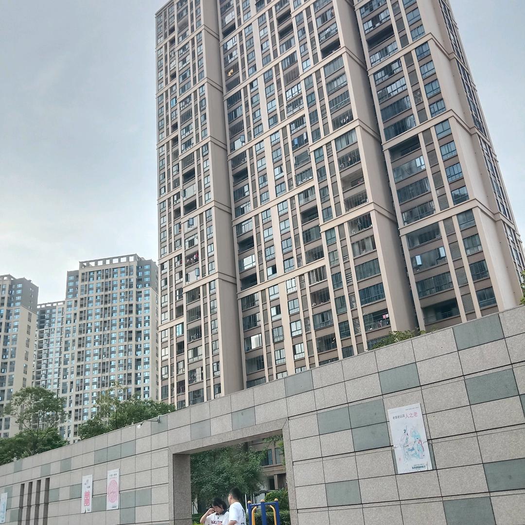 黄建华