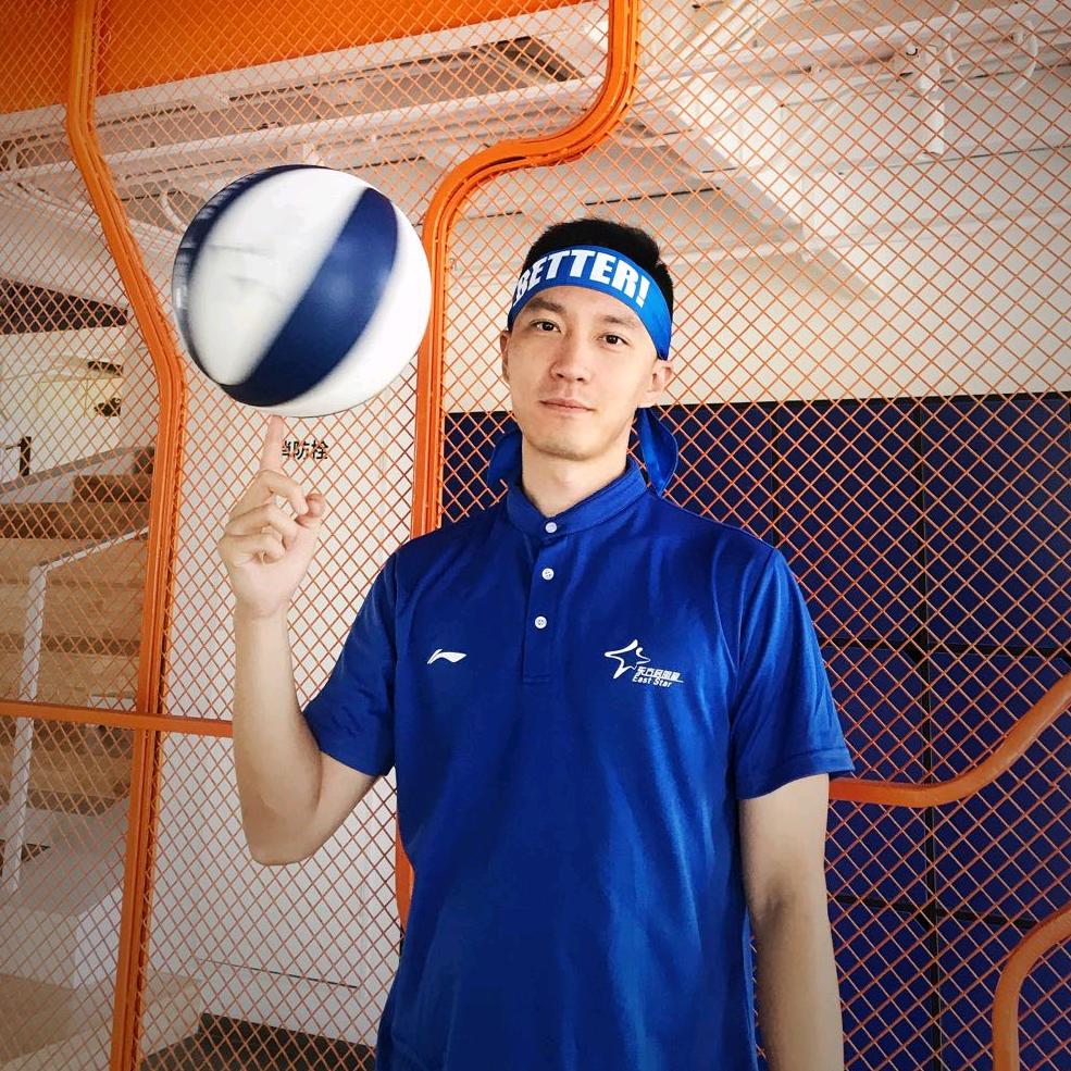 少儿篮球🏀王教练(球鞋分享)