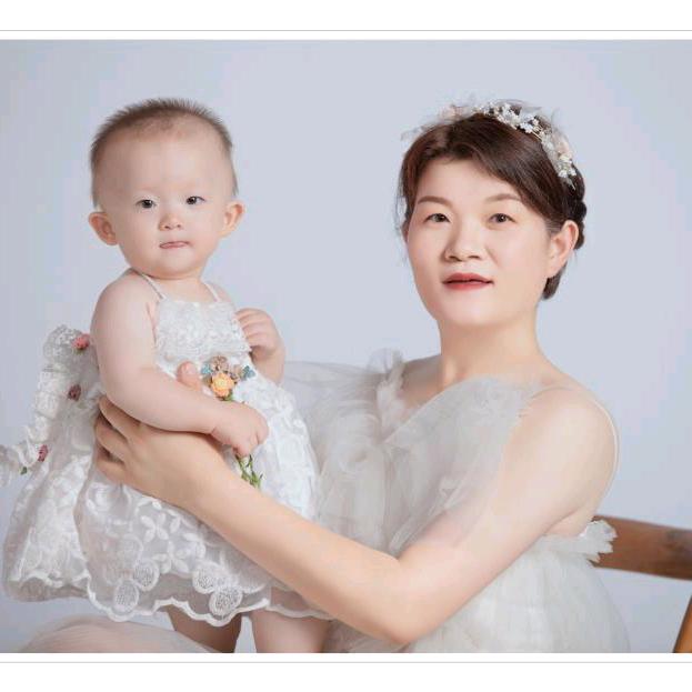 怡泰金贵培训老师