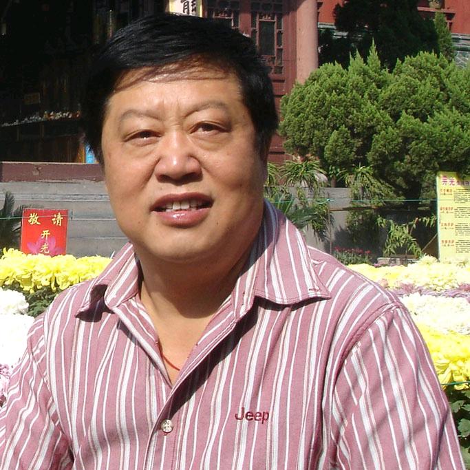 迷弓鞭痴