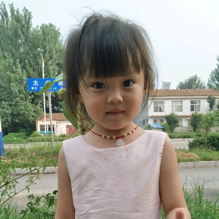 美乐的外婆，幸福一家人