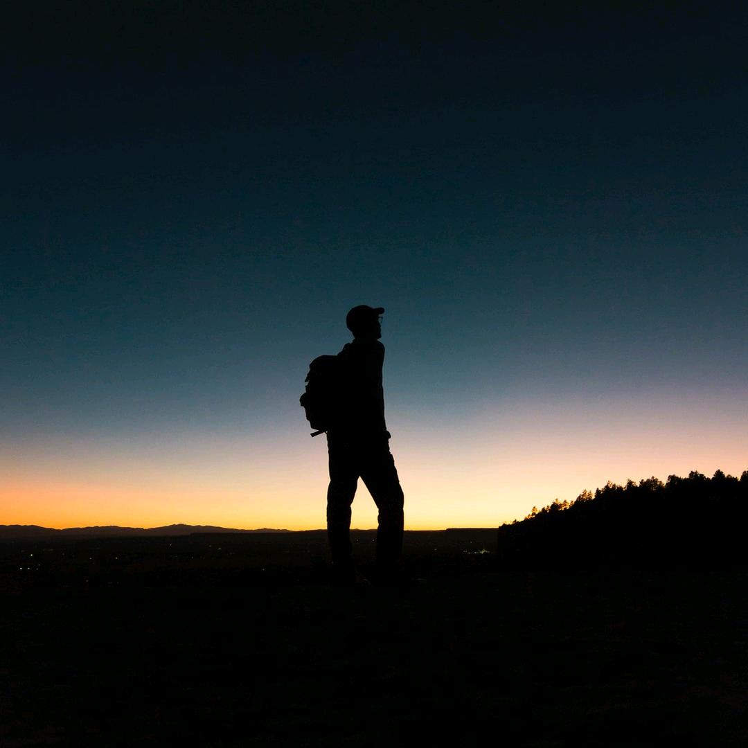 不知道起啥名的宅男